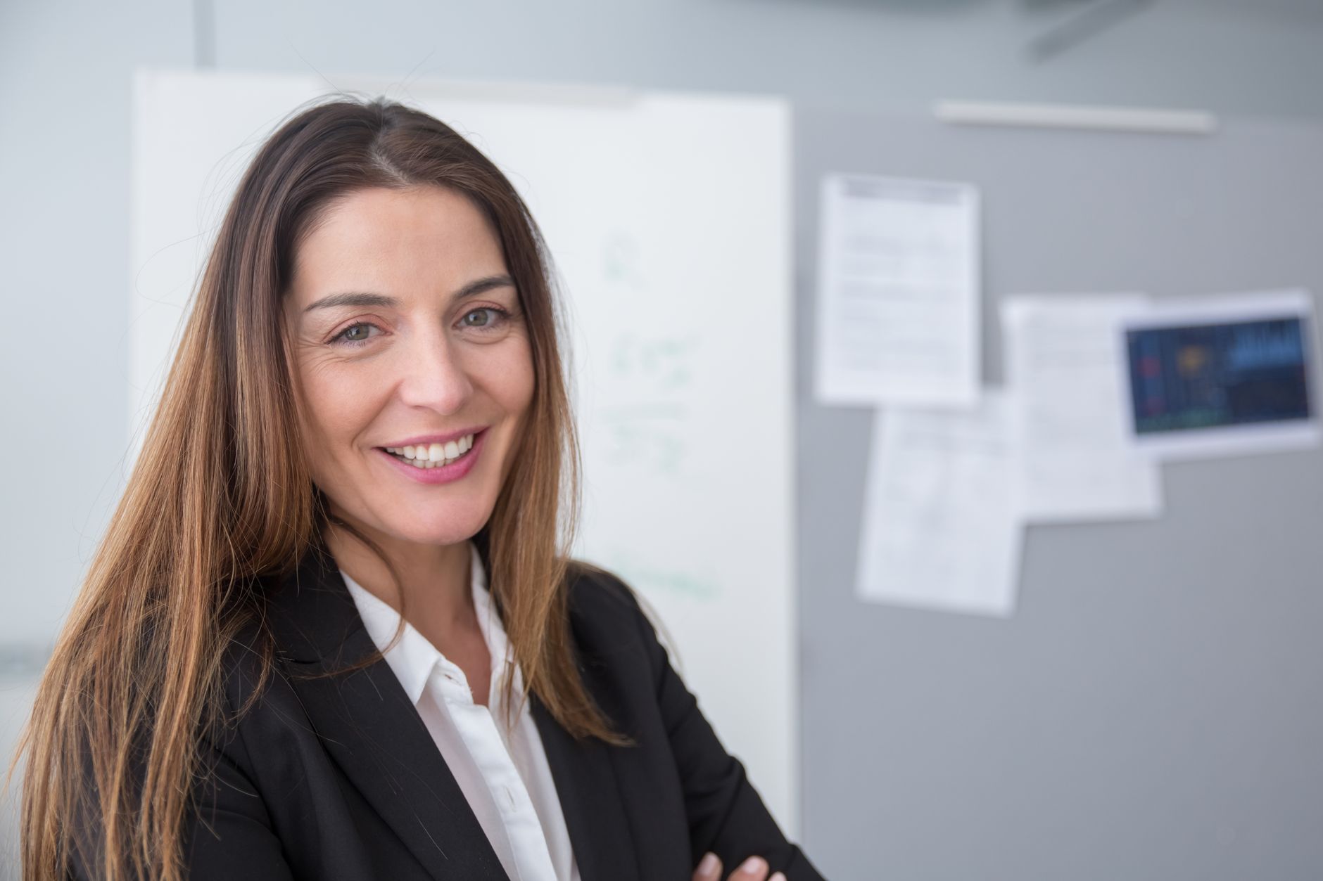 Elena Rostova, Commercial Lead